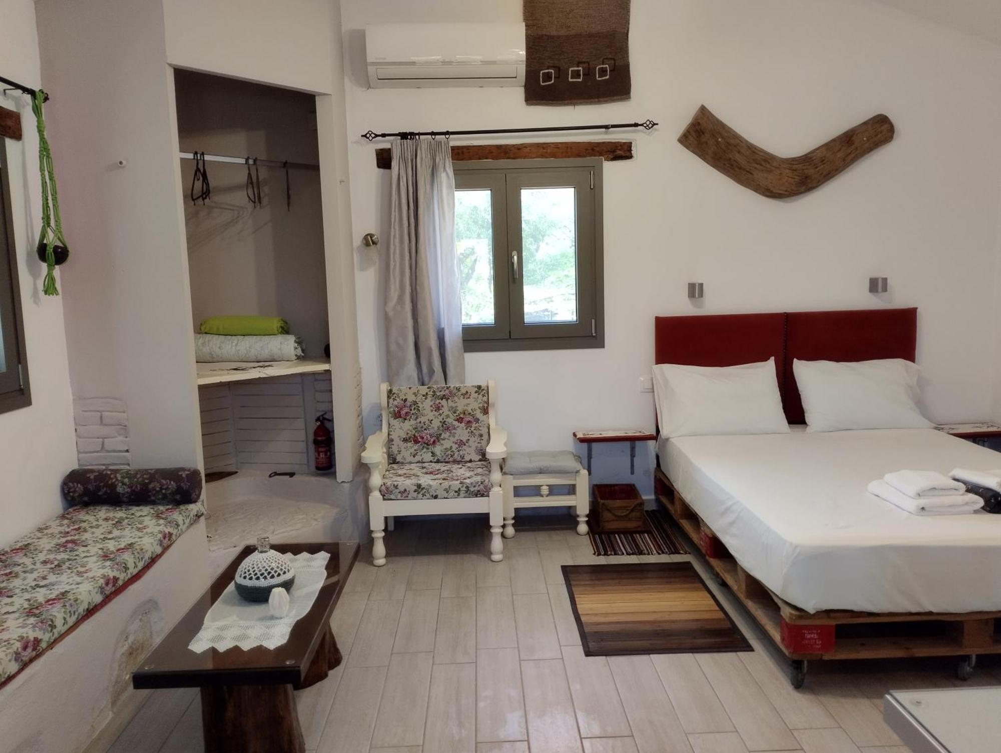 Olea Cottage Galatas  ภายนอก รูปภาพ